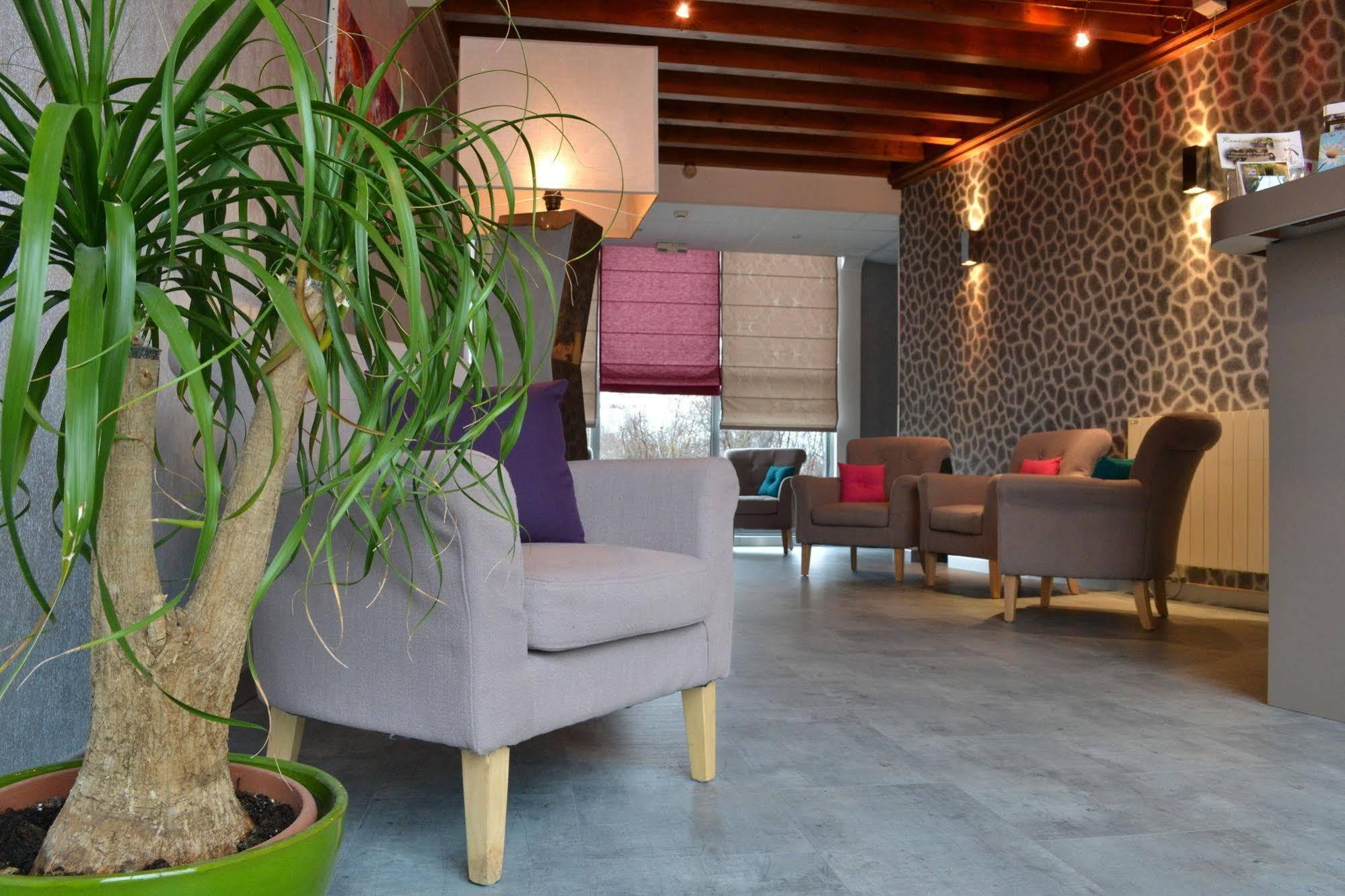 Hotel Du Golf Roanne Ngoại thất bức ảnh