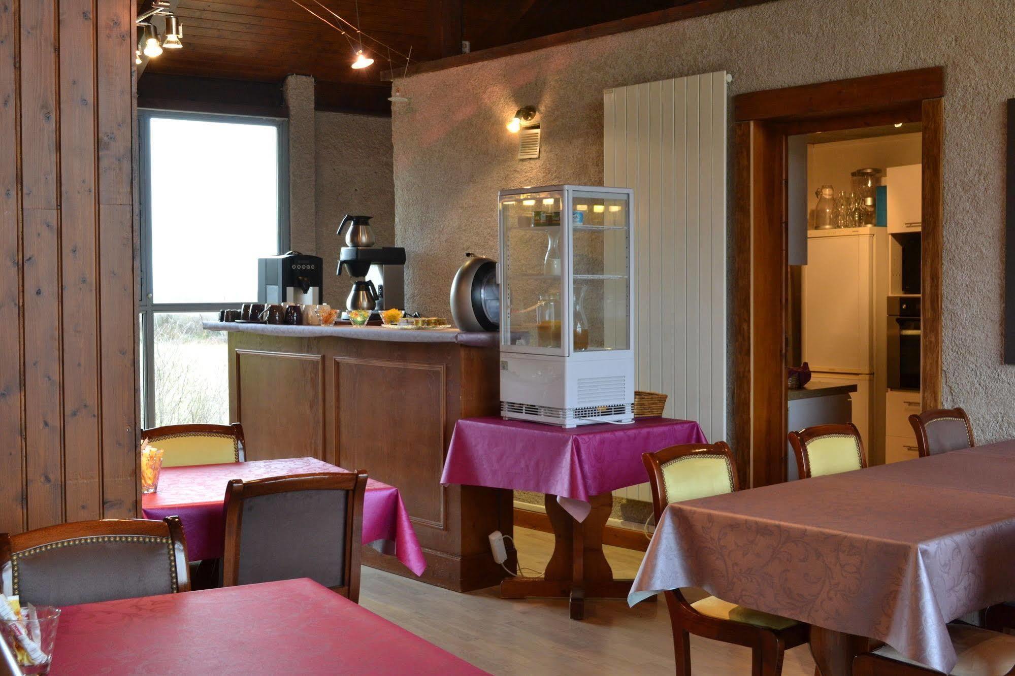 Hotel Du Golf Roanne Ngoại thất bức ảnh